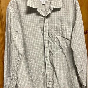 Amazon Essentials Gray Casual Button Down Shirt